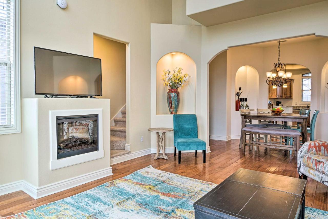 Apartamento Luxe Branson Retreat With Mtn Views And Pool Access! Exterior foto