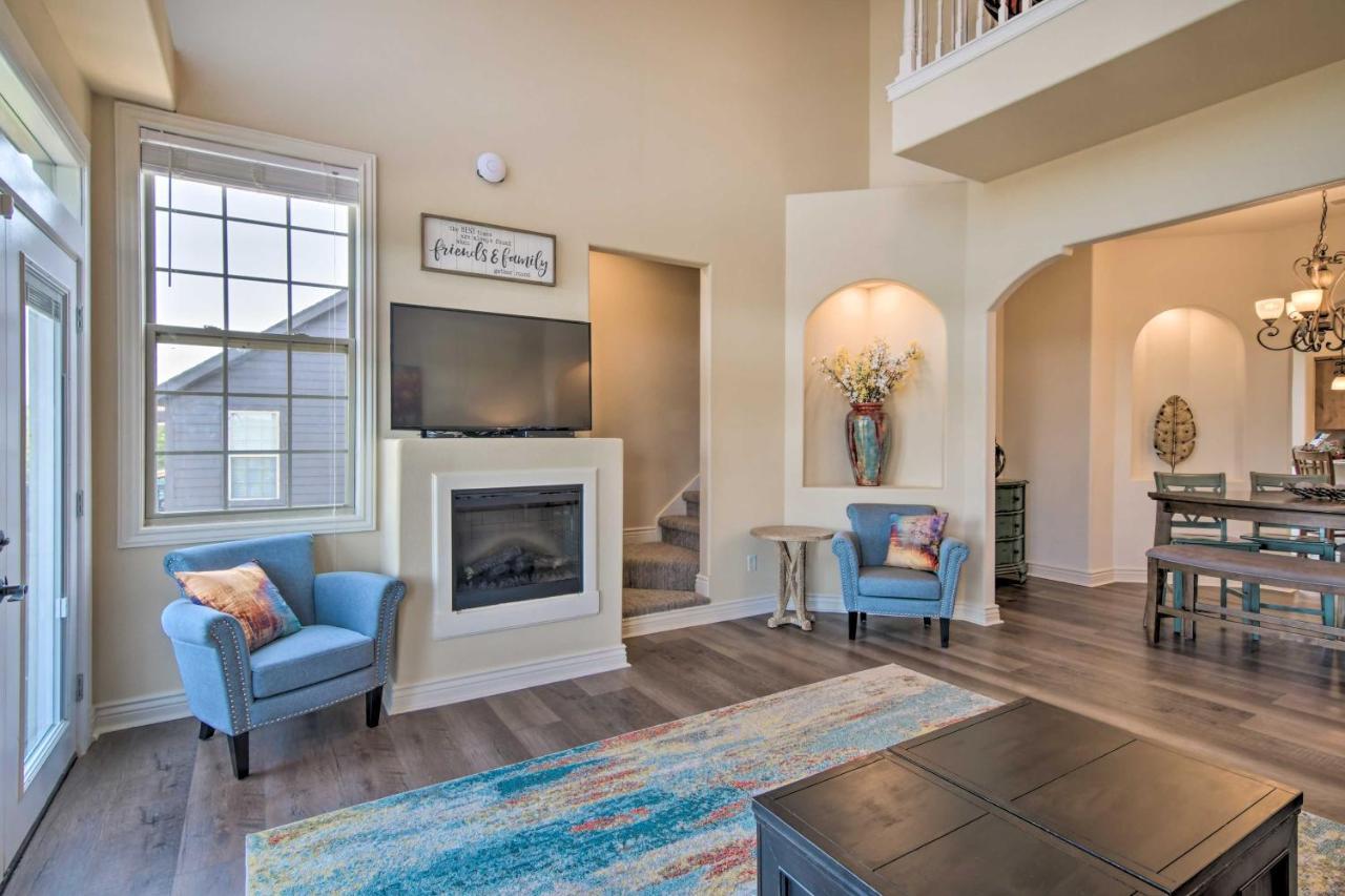 Apartamento Luxe Branson Retreat With Mtn Views And Pool Access! Exterior foto